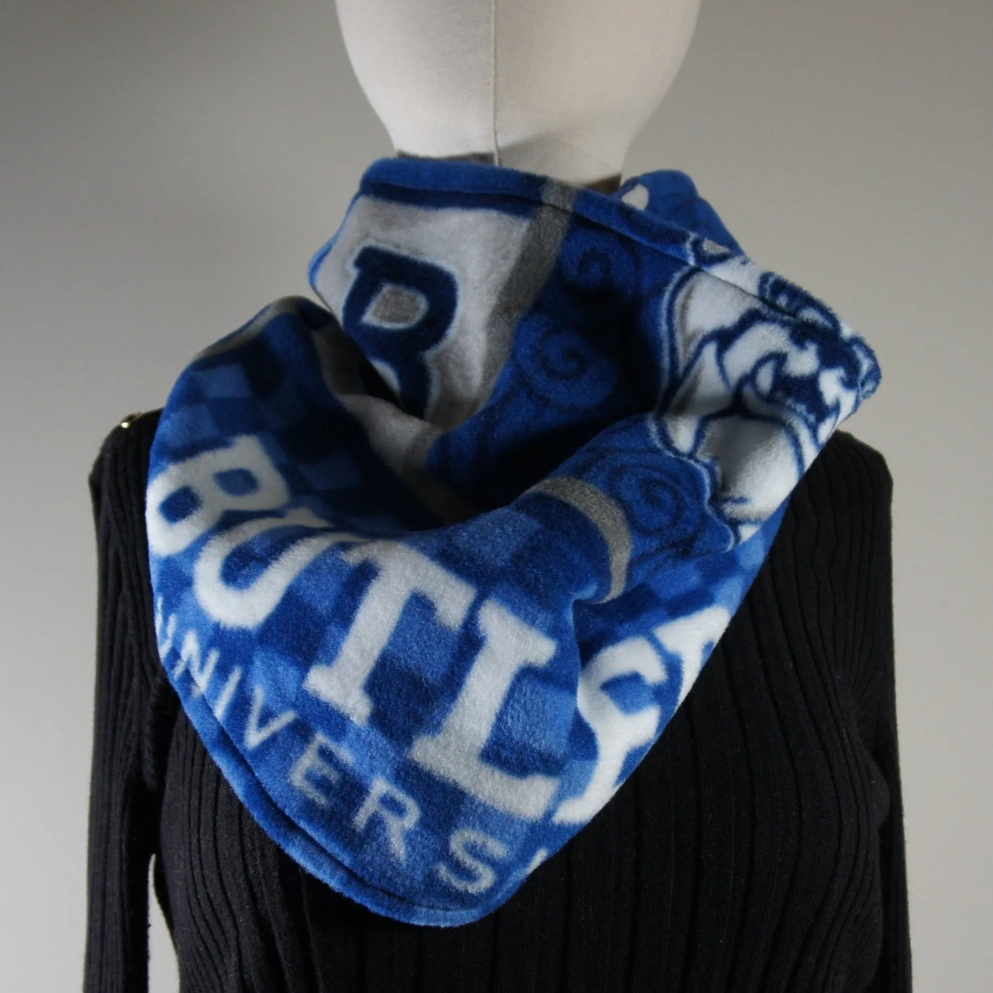 Accessories - Scarves - Cowl - NCAA - Butler University-BU - Bulldogs