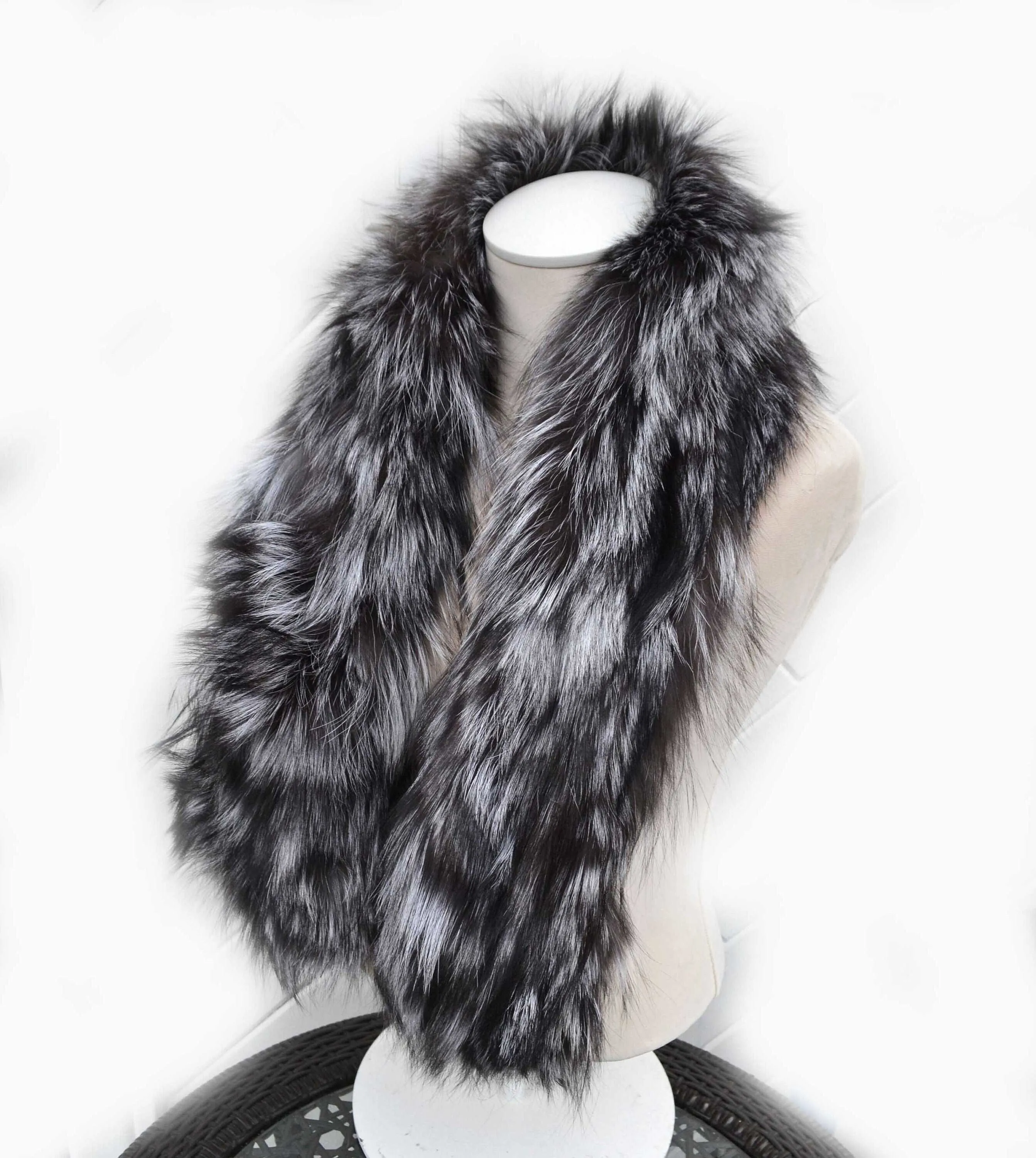 BY ORDER Women fur scarf, Real Fur scarf, Fur Neck warmer, Fox fur Trim, Fur collar, Fox Fur Collar, Fur Scarf, Fur Ruff, Fur stripe