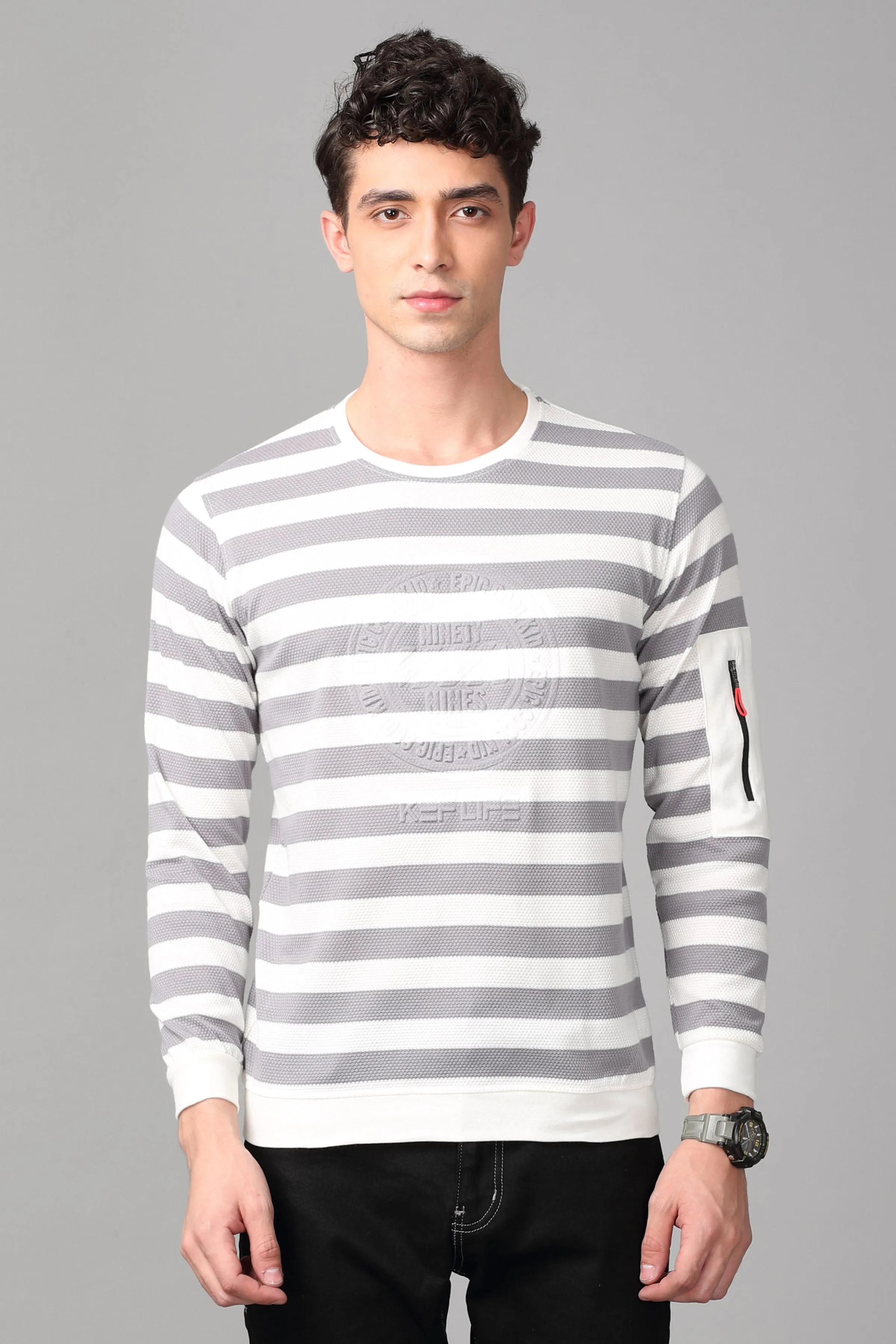 KEF Men's Gray & White Striped Pullover Sweater