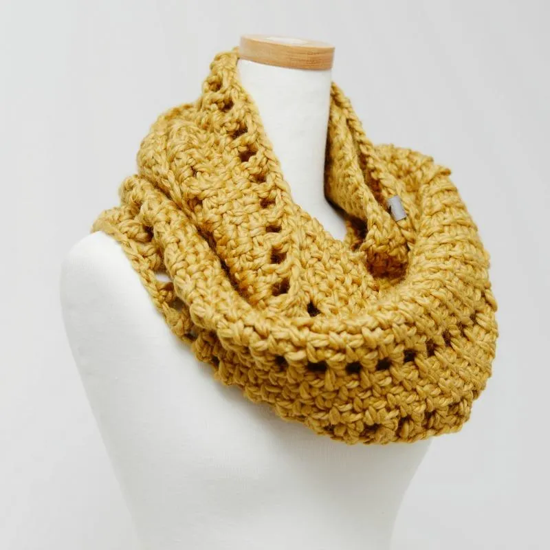 LUXE Basketweave Cowl - Wool   Acrylic Blend