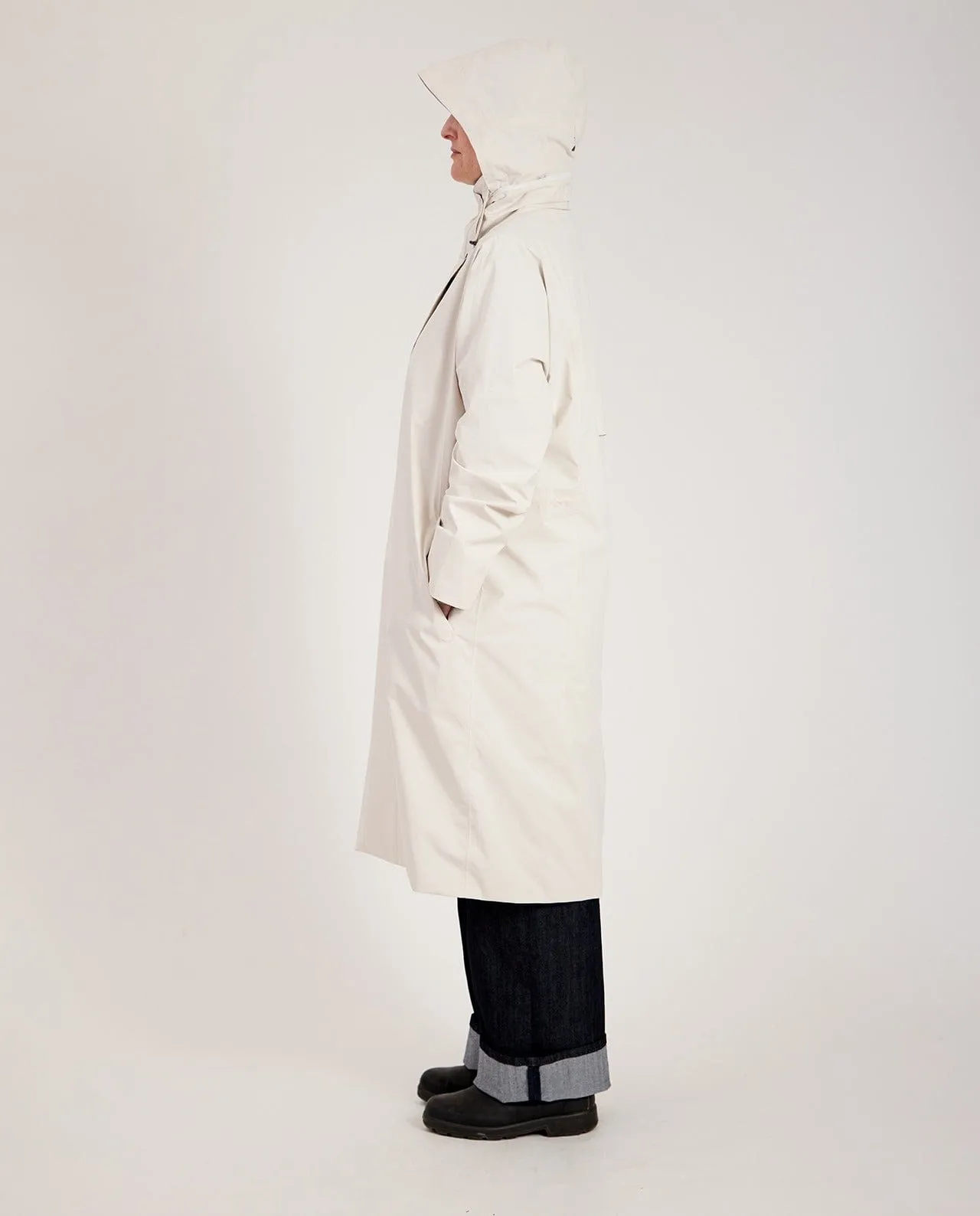 The Odyssey Waterproof  Atmosphere Raincoat | White