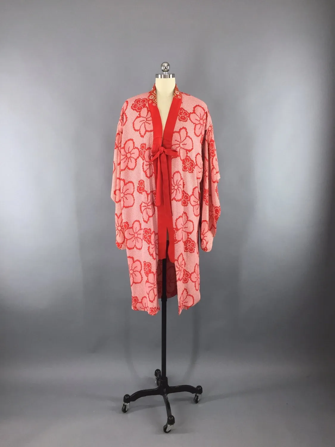 Vintage 1920s Silk Kimono Robe / Red Shibori Daisy Print